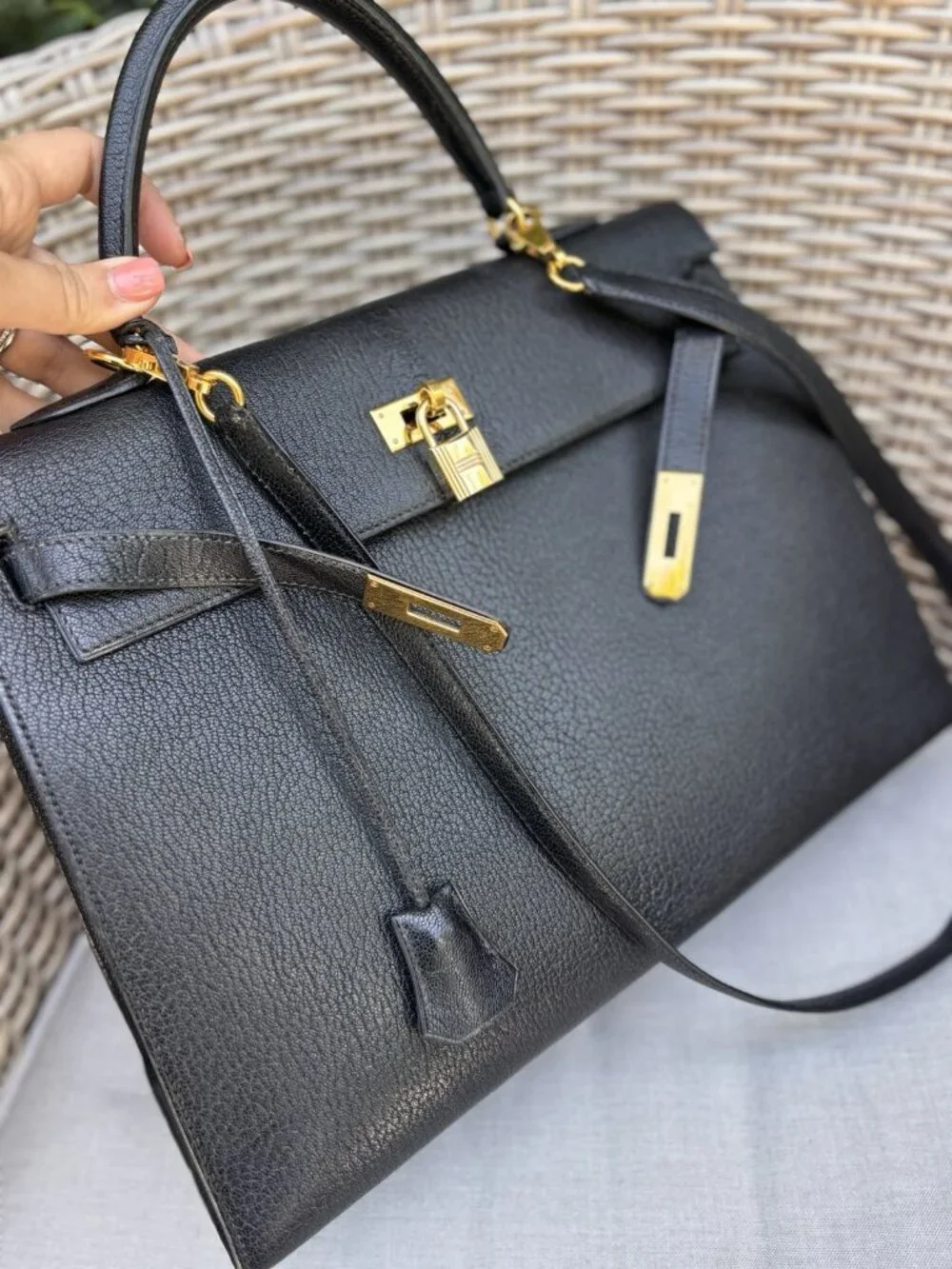 HERMÈS this authentic